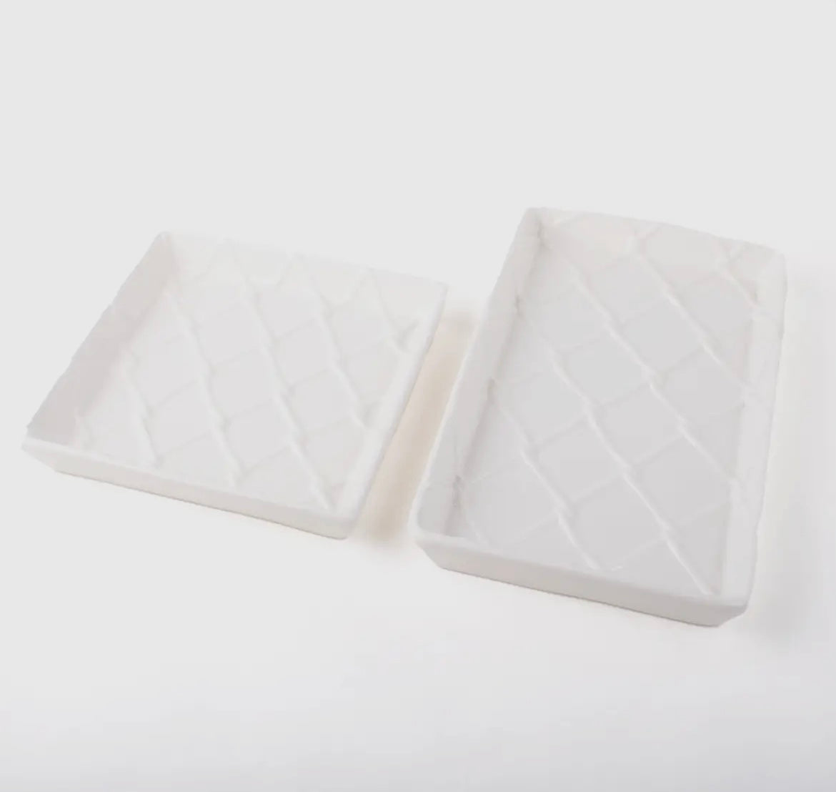 8 Oak Lane White Textured Guest Towel/Napkin Tray
