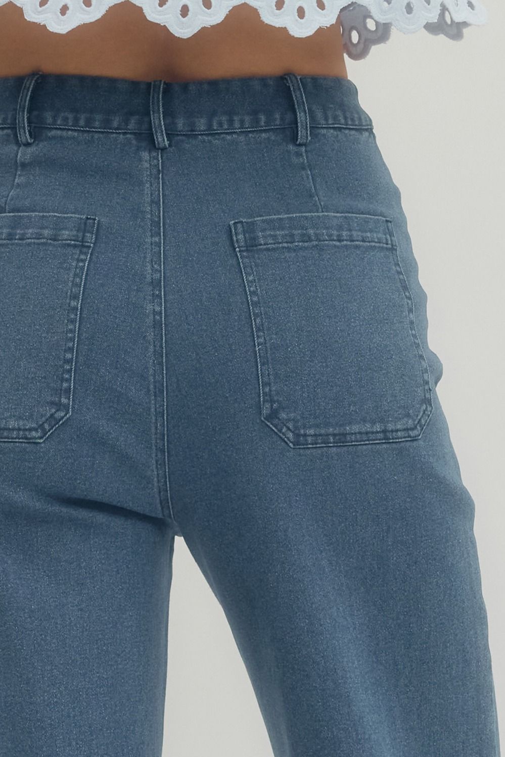 Entro Dark Denim Patch Pocket Cropped Pants