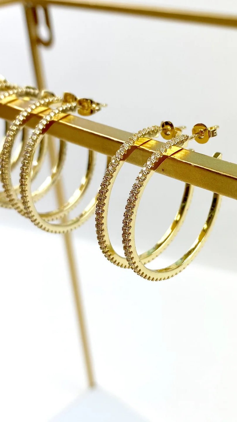 Willa Gold Hoop Earrings