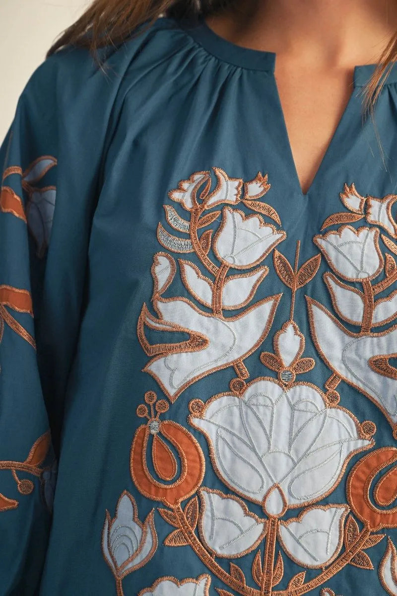 The Khora Top