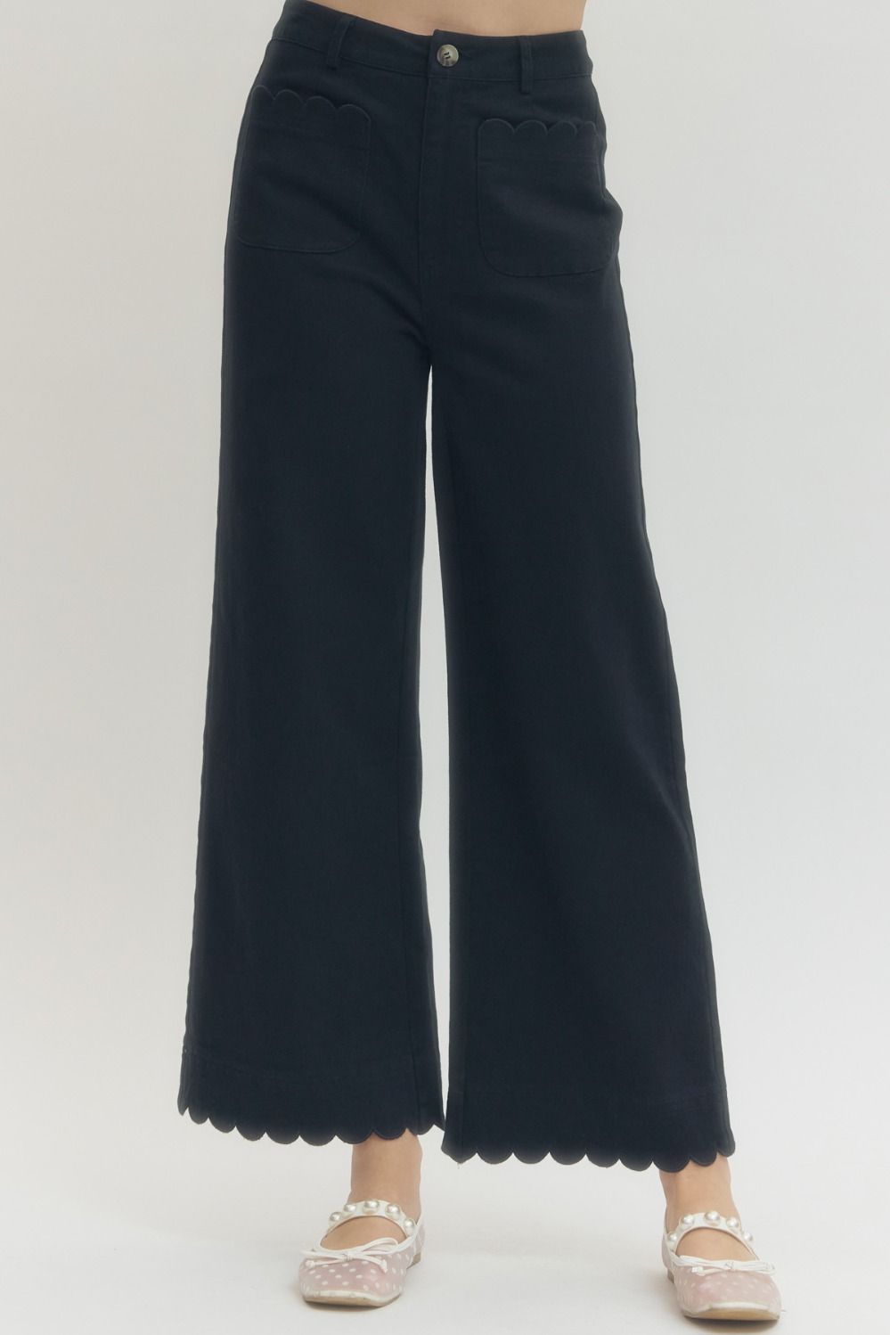 Entro Scallop Trimmed Pants
