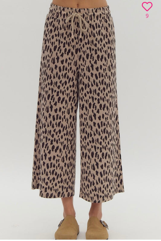 Entro Leopard Print Ankle Pants