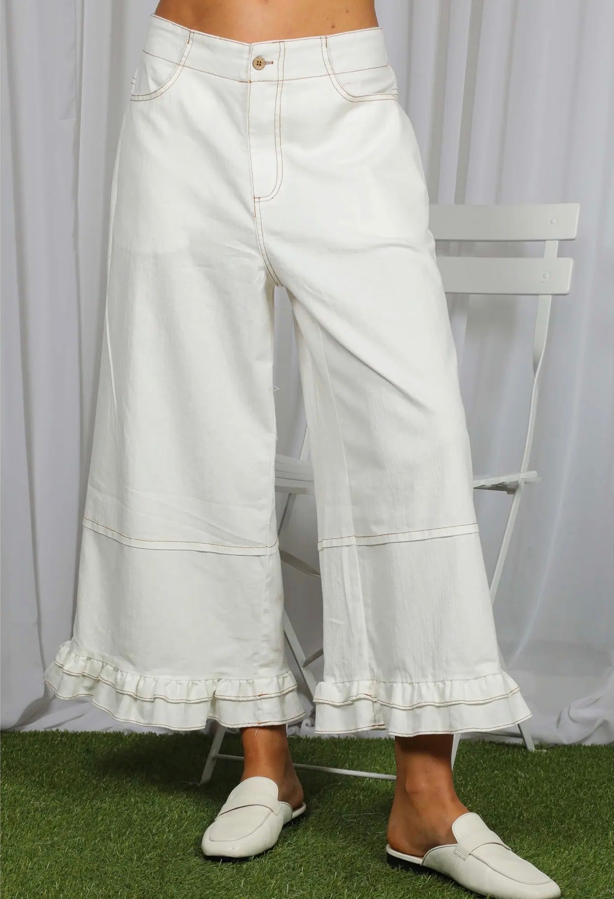 Vine & Love Ruffled Off White Pants