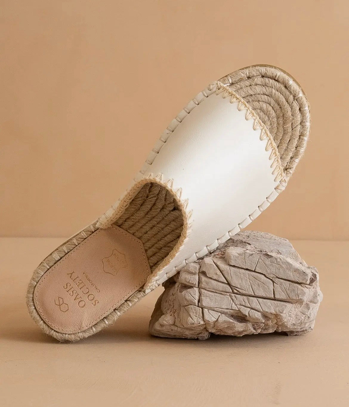 Oasis Society The Vista White Espadrille Platform Sandal