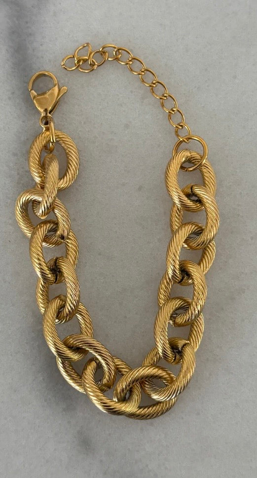 Chan Sutt Pearls Gold Arden Bracelet