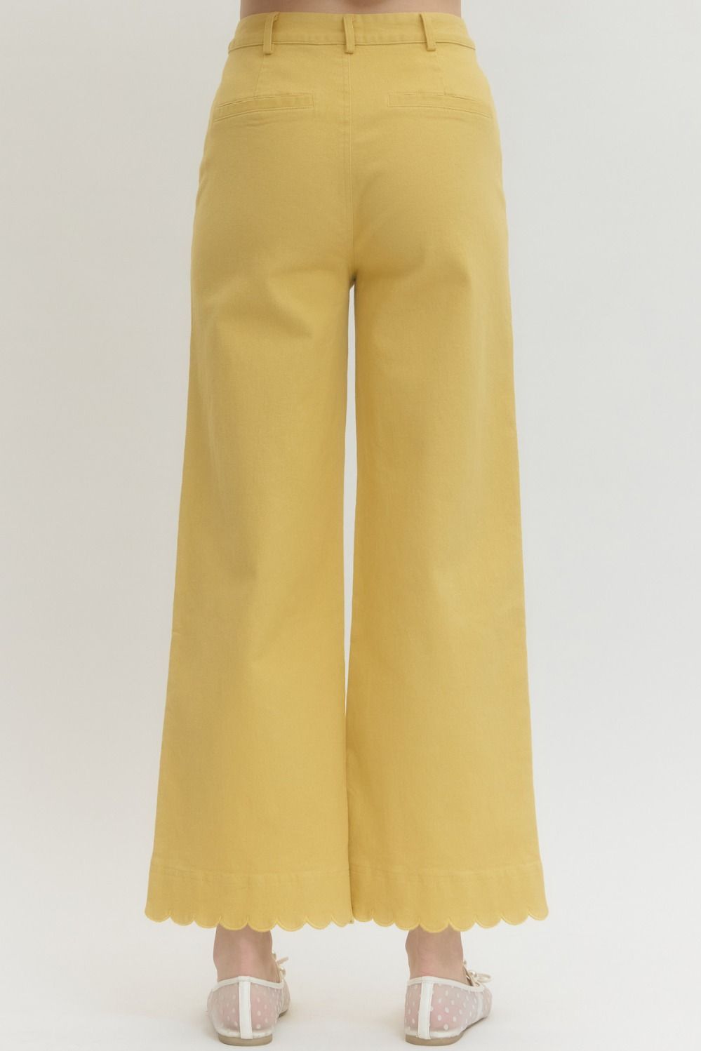 Entro Scallop Trimmed Pants