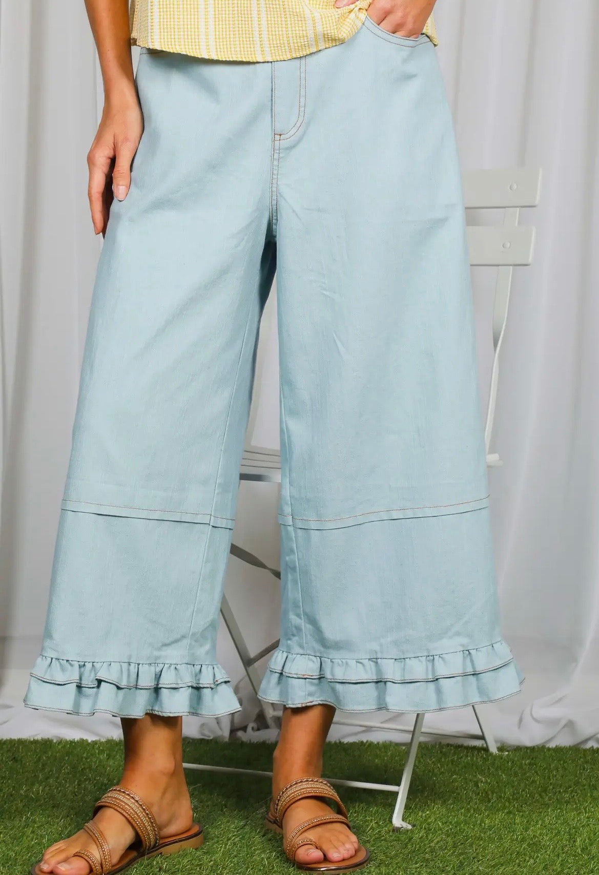 Vine & Love Ruffled Pants