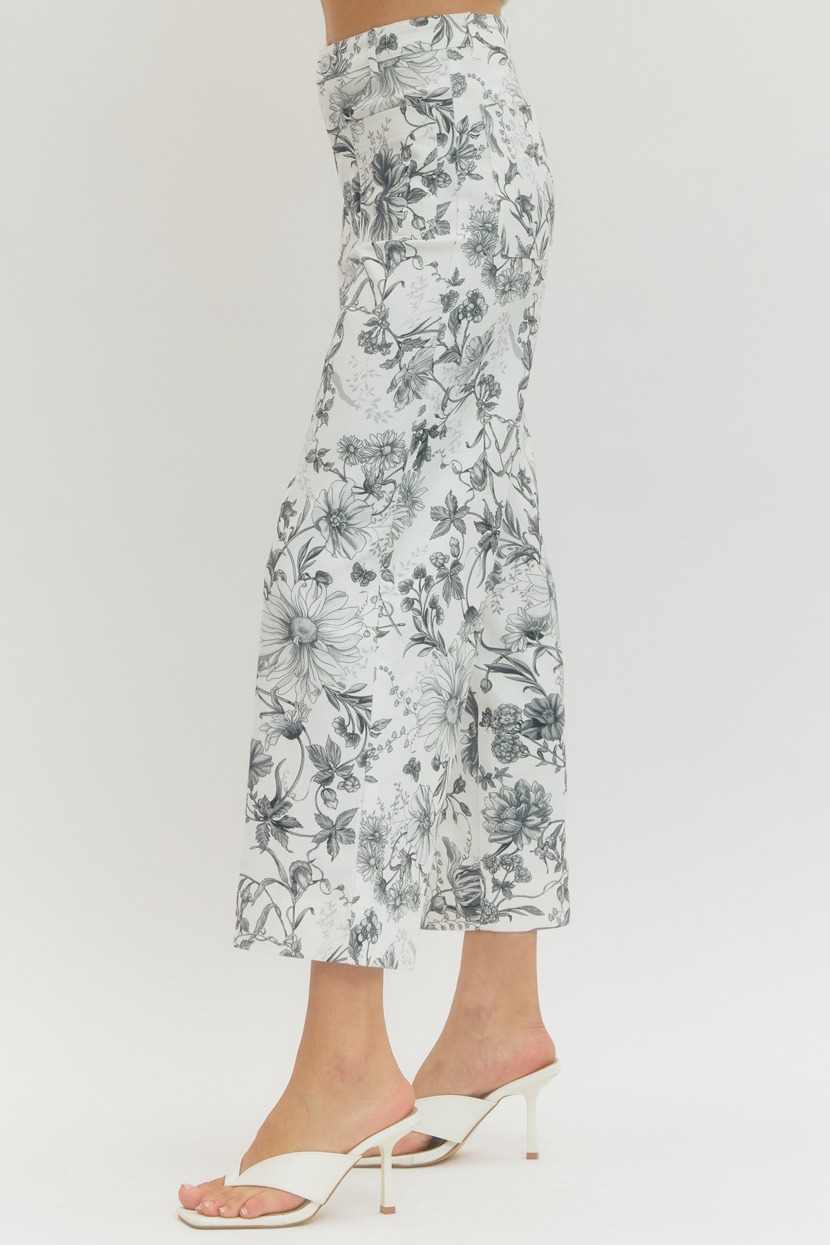 Entro Black Floral Patch Pocket Wide Leg Pants