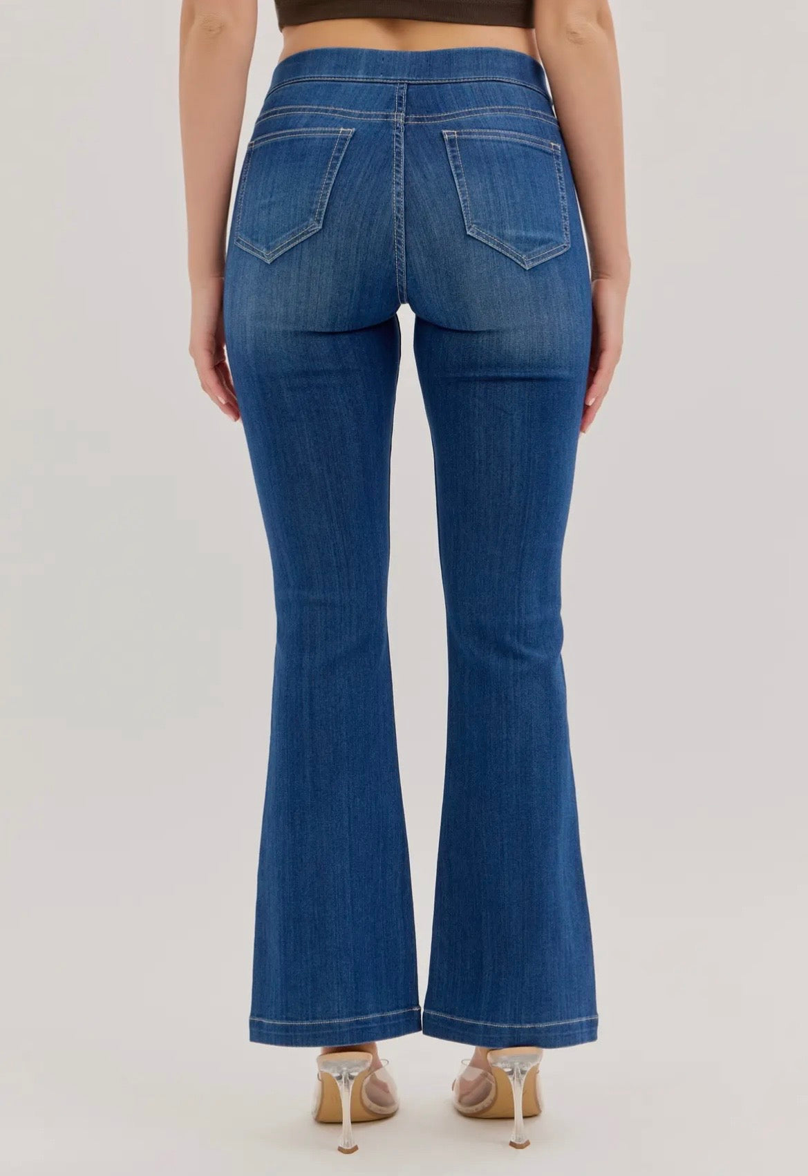 Cello Petite Mid Rise Flare Jegging