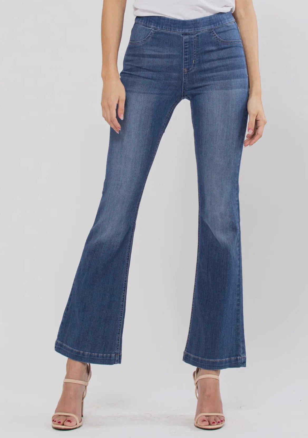 Cello Petite Mid Rise Flare Jegging