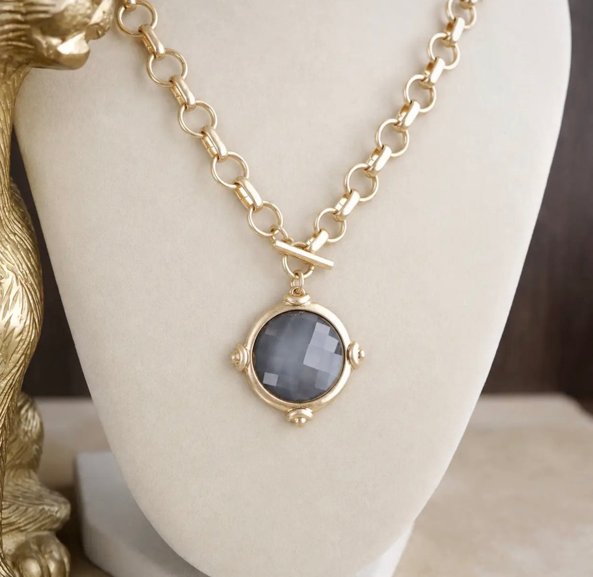 Gold Toggle Pendant Chain Necklace - Smoky Gray